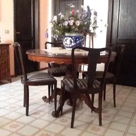 Oda ve Kahvaltı L'arca 3*